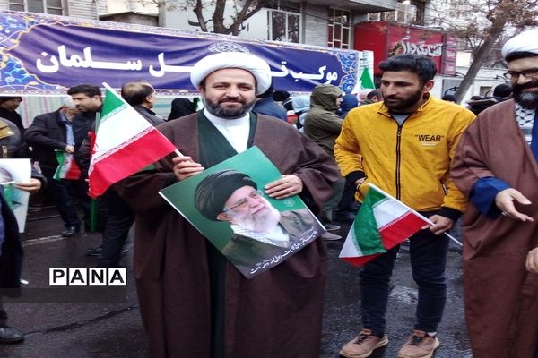 راهپیمایی مردم زنجان درحمایت از محکومیت حادثه تروریستی کرمان