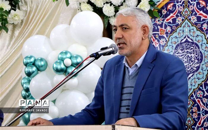 جشن تکلیف مرحله جدیدی از زندگی دانش‌آموزان است