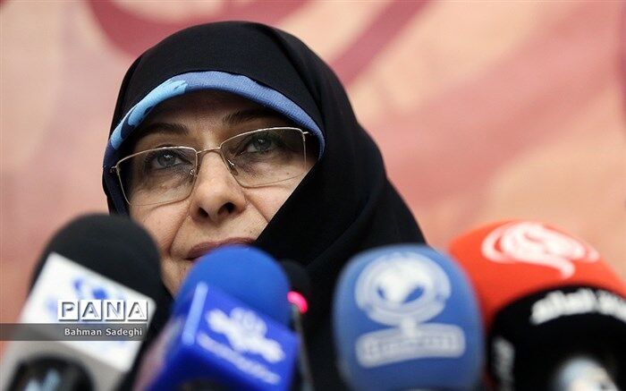 بیمه ۱۰ هزار نفر از شاغلان صنایع‌ دستی با دستور رئیس‌جمهور