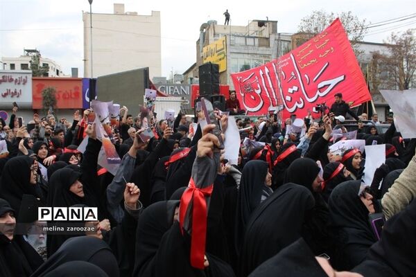 تشییع پیکر شهیده مریم قوچانی غروی، شهید حادثه تروریستی کرمان در بلوار امامت  مشهد