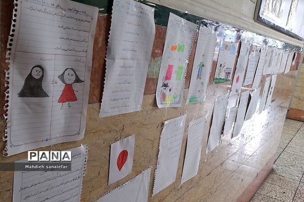 مراسم بزرگداشت شهدای دانش‌آموز حادثه کرمان در ناحیه دو شهرری