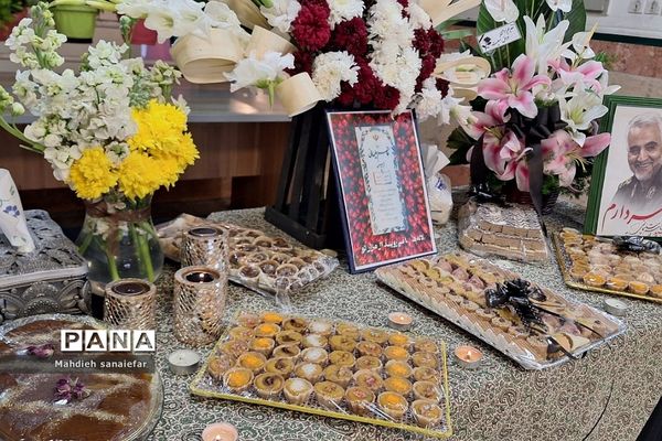 مراسم بزرگداشت شهدای دانش‌آموز حادثه کرمان در ناحیه دو شهرری