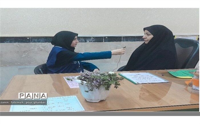 معلمی را نوعی عبادت عاشقانه می‌بینم