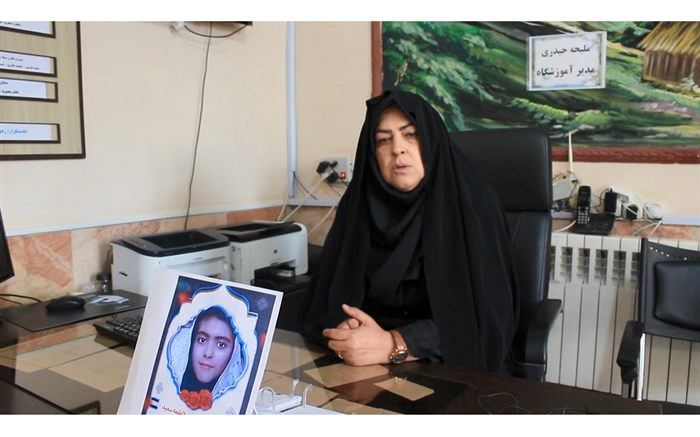 شهیده فاطمه سعید از دانش‌آموزان پیشتاز و فعال مدرسه بود/ فیلم