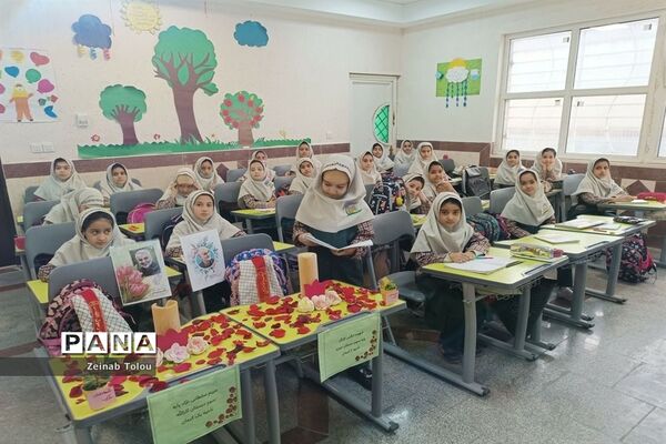 یادواره‌ی شهدای دانش‌آموزی حادثه تروریستی کرمان در مدارس ناحیه ۵