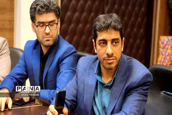 جلسه تقدیر از مجریان طرح تلاوت فاطمی در ناحیه یک بهارستان