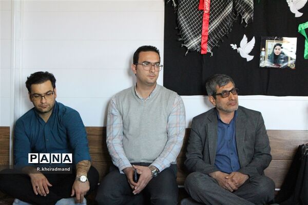 مراسم گرامیداشت شهدای دانش‌آموز حادثه تروریستی گلزار شهدای کرمان درآموزش و پرورش چناران