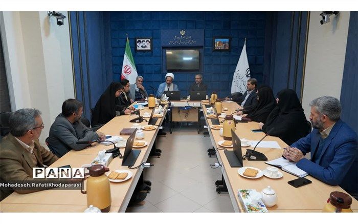 بررسی میزان تأثیرپذیری دانش‌آموزان از جامعه