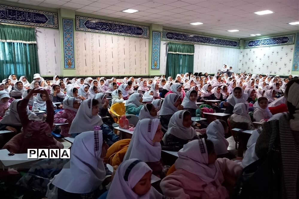 برگزاری جنگ جوانه ها درپایگاه شماره ۲ کانون استقلال ناحیه ۶
