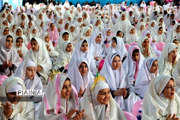جشن تکلیف دختران در مصلی قیامدشت