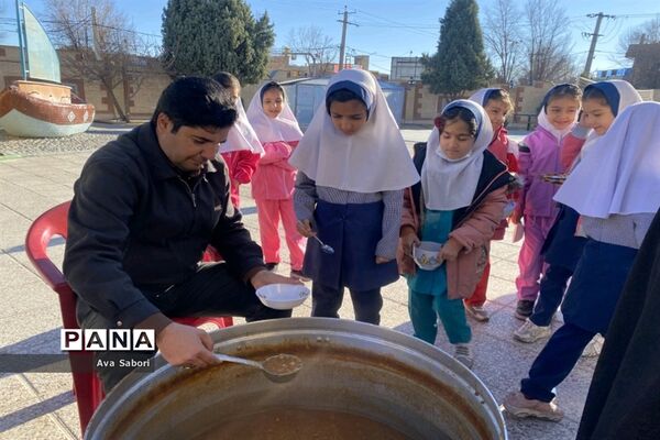 سوگواره شهدای دانش‌آموز کرمان در مدارس آباده