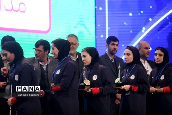 تجلیل از مدال‌آوران مسابقات پاراآسیایی هانگژو