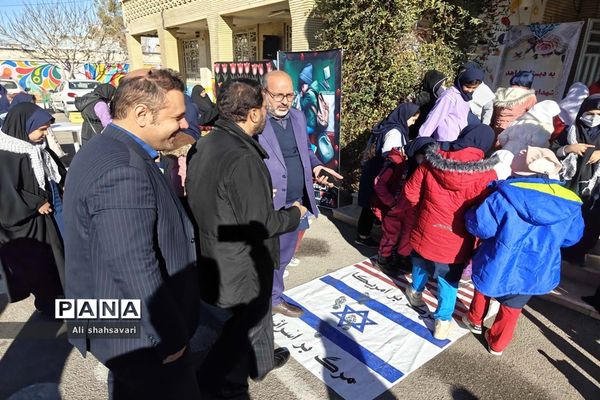 گرامیداشت یاد و خاطره شهدای دانش‌آموز حادثه تروریستی کرمان