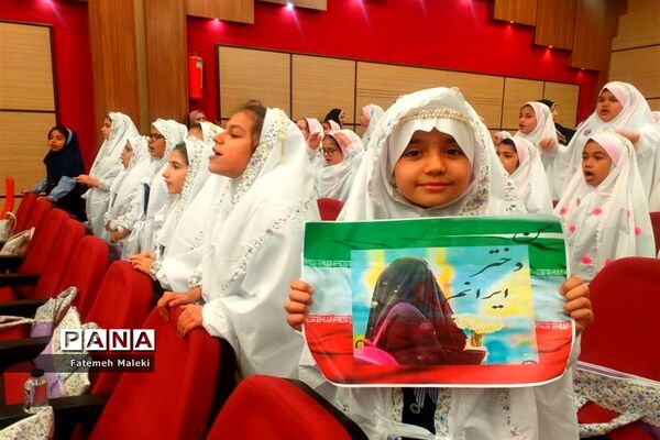 مراسم جشن تکلیف نو‌مکلفان مدارس غیردولتی و هیات‌امنایی شهرستان‌های استان تهران در اردوگاه شهید منتظری