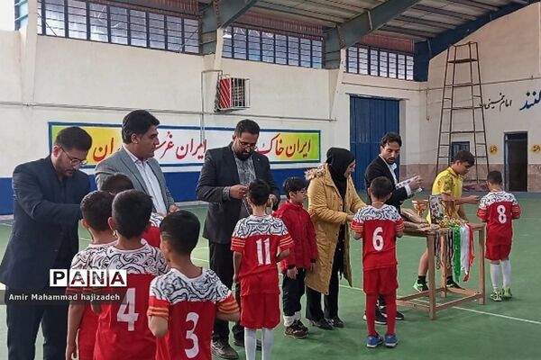 مسابقات درون مدرسه ای مدرسه قائم در نصیرشهر