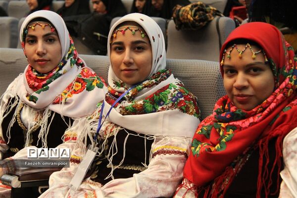 آئین اختتامیه جشنواره سرود و هنرهای نمایشی دانشجومعلمان دانشگاه‌های فرهنگیان سراسرکشور در قزوین