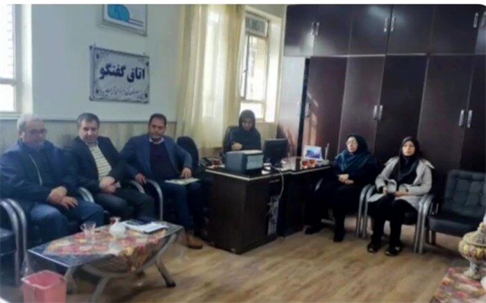 مشارکت خانواده در امور مدرسه موجب رفع مشکلات آموزشی می‌شود