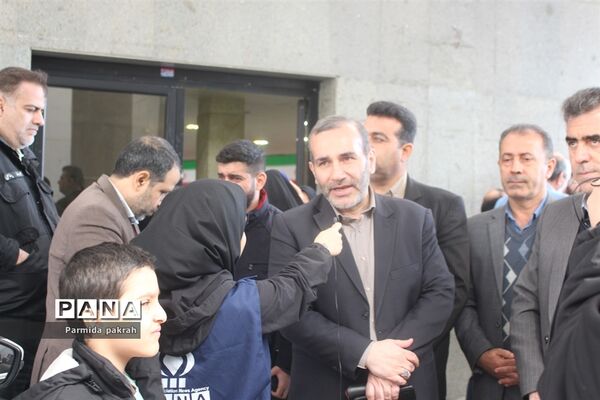 نشست صمیمی استاندار با مدیران مدارس استان کرمانشاه