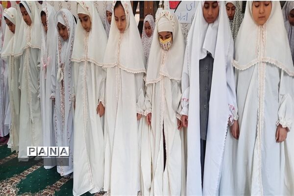 طرح اقامه نماز جماعت  در دبستان حاج حسین عرب