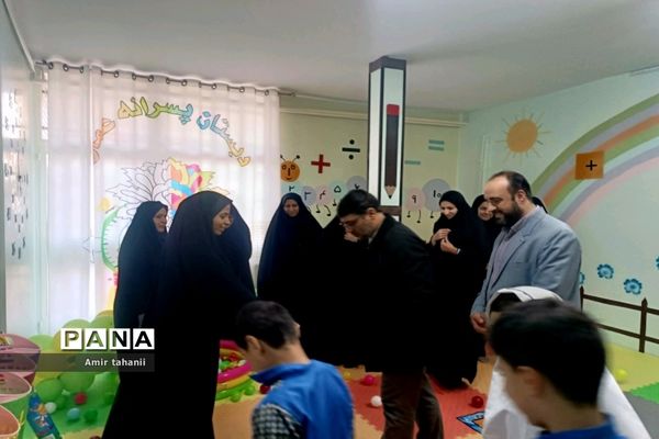 افتتاحیه اتاق بازی و ریاضی دبستان عمار منطقه ۱۸