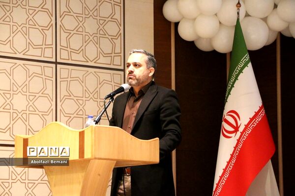 آیین تجلیل از معلمان جهادی و یاوران رضوی مقطع ابتدایی استان قم-1