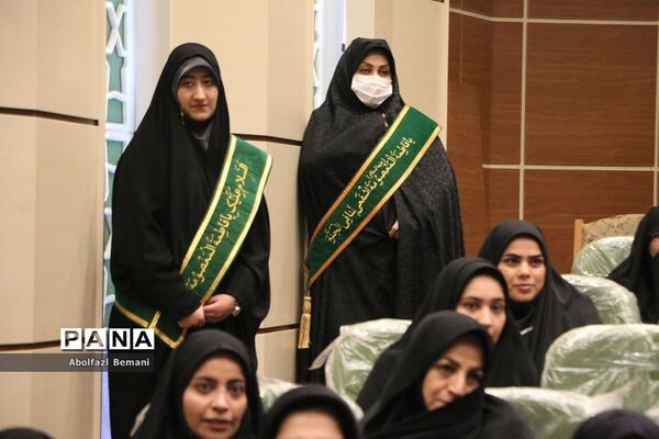 آیین تجلیل از معلمان جهادی و یاوران رضوی مقطع ابتدایی استان قم-2