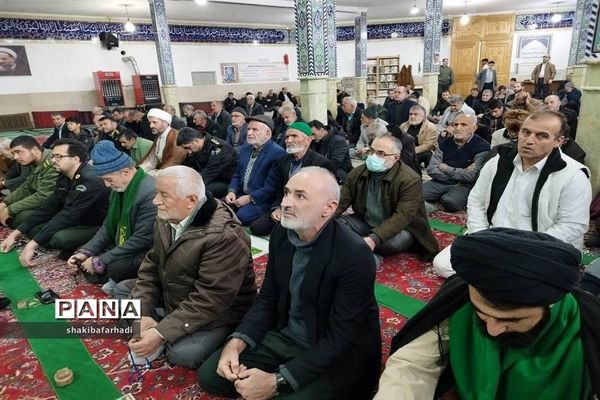 اقامه باشکوه نمازجمعه ‌در شهرستان فیروزکوه