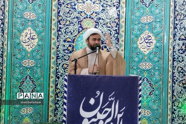 اقامه باشکوه نمازجمعه ‌در شهرستان فیروزکوه