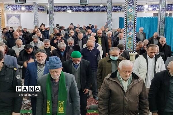 اقامه باشکوه نمازجمعه ‌در شهرستان فیروزکوه
