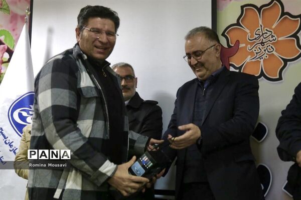 میزبانی اصحاب رسانه از یادگاران بمباران ۲۷ دی دانشگاه تبریز همزمان با سالروز تشکیل بسیج رسانه