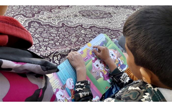 طنین زنگ کتابخوانی در آموزشگاه مبعث شهرستان میبد/فیلم