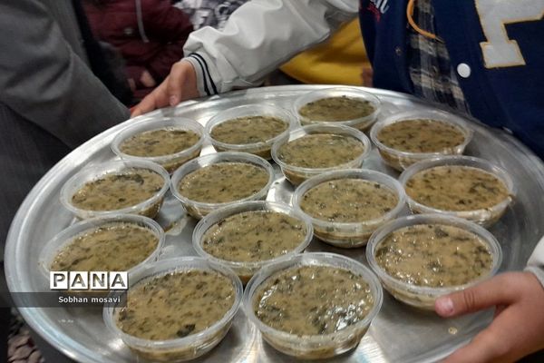 مراسم  پرفیض زیارت عاشورا در دبیرستان علامه طباطبایی ناحیه دو شهر ری