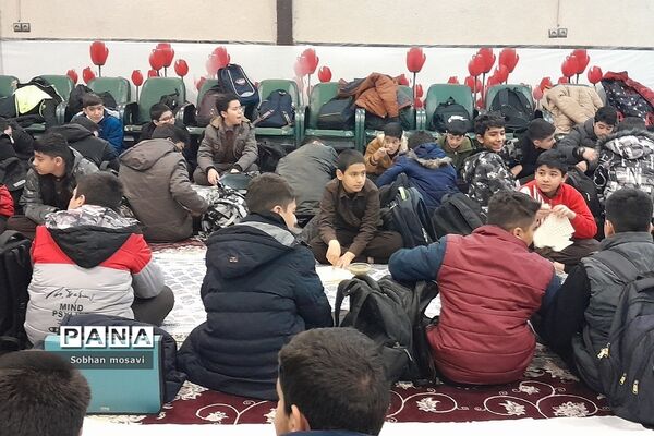 مراسم  پرفیض زیارت عاشورا در دبیرستان علامه طباطبایی ناحیه دو شهر ری