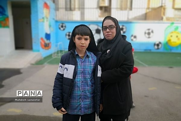 دیدار دوستانه نماینده مجلس شورای اسلامی با دانش‌آموزان اوتیسم آموزشگاه ترنم ناحیه دو شهرری