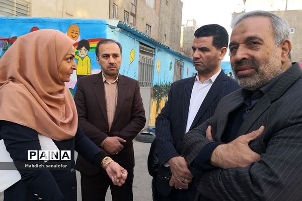 دیدار دوستانه نماینده مجلس شورای اسلامی با دانش‌آموزان اوتیسم آموزشگاه ترنم ناحیه دو شهرری