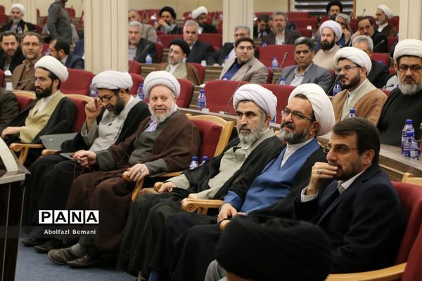 نشست هم‌اندیشی ستاد همکاری حوزه‌های علمیه و آموزش و پرورش در قم-1