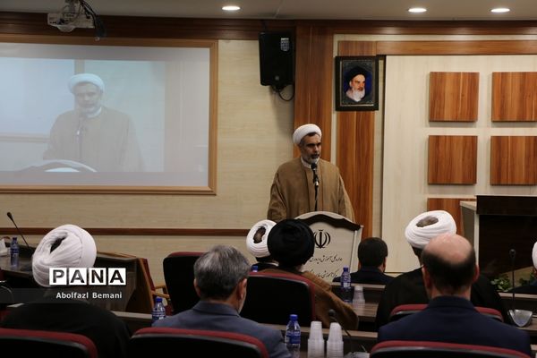 نشست هم‌اندیشی ستاد همکاری حوزه‌های علمیه و آموزش و پرورش در قم-1