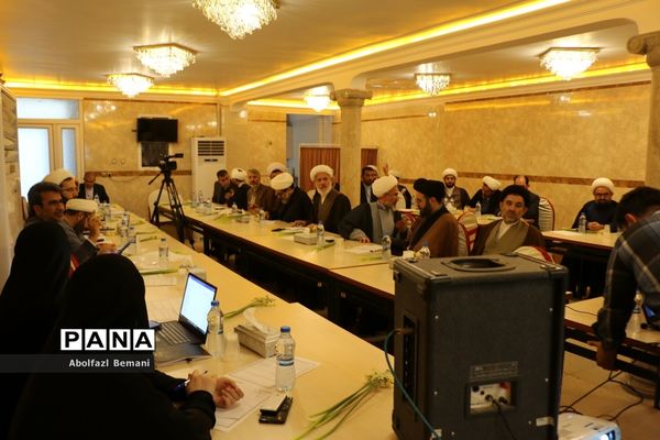 نشست هم‌اندیشی ستاد همکاری حوزه‌های علمیه و آموزش و پرورش در قم-1