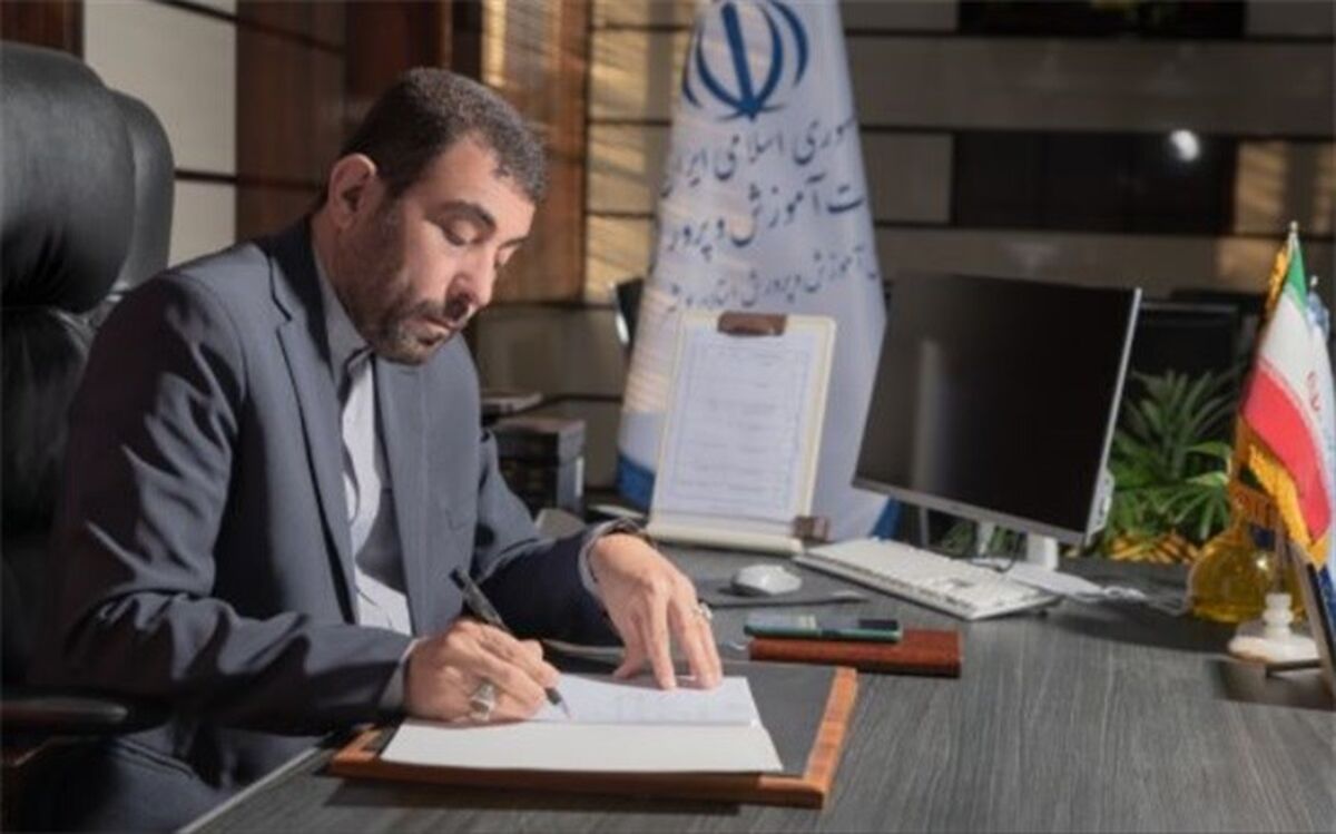 پیام  مدیر‌کل‌ استان بوشهر به‌مناسبت هفته شورای‌های آموزش و پرورش