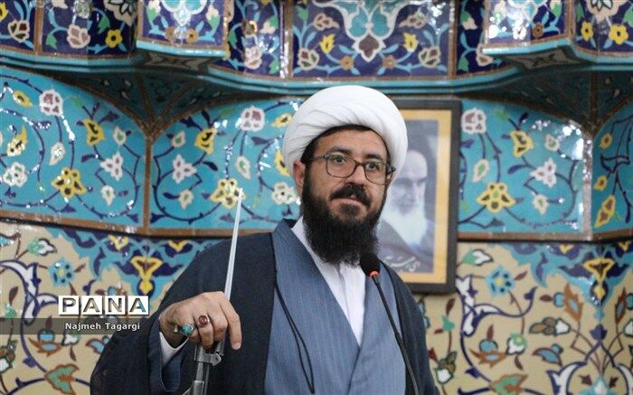 تربیت صحیح اسلامی در گرو اجرای درست امر به معروف و نهی از منکر در جامعه است