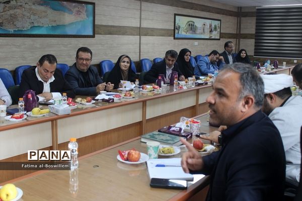 نشست هم اندیشی فعالیت های پرورشی و فرهنگی آموزش و پرورش استان بوشهر
