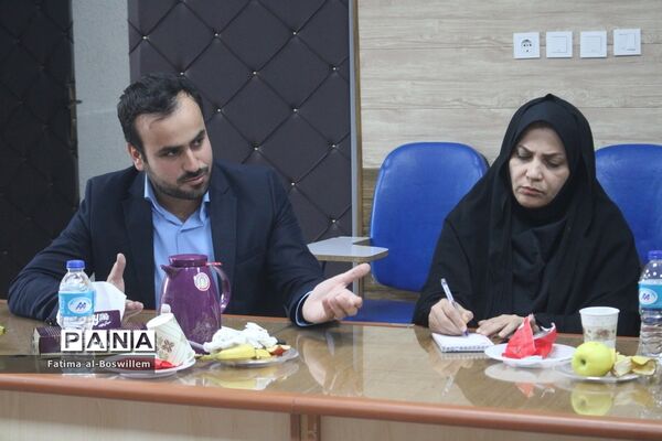 نشست هم اندیشی فعالیت های پرورشی و فرهنگی آموزش و پرورش استان بوشهر