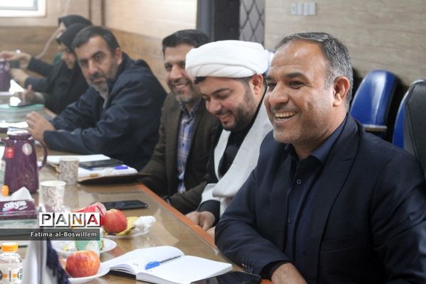 نشست هم اندیشی فعالیت های پرورشی و فرهنگی آموزش و پرورش استان بوشهر