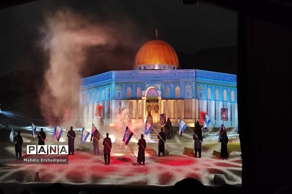 برگزاری نمایش شهید القدس  در بوستان ولایت تهران