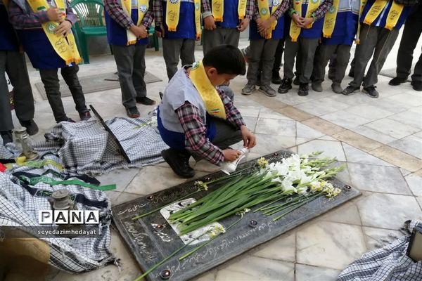 یادواره شهدا در دبستان شهید بصیری ابرکوه