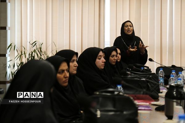 نشست فصلی مأمورین و رابطین سازمان دانش‌آموزی شهرستان‌های استان تهران