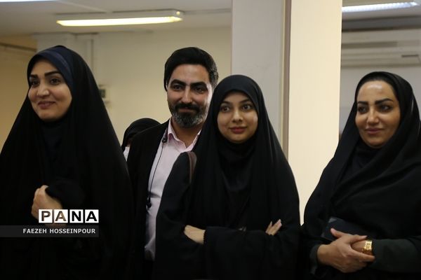 بازدید مأمورین و رابطین سازمان دانش‌آموزی شهرستان‌های استان تهران از تحریریه خبرگزاری پانا