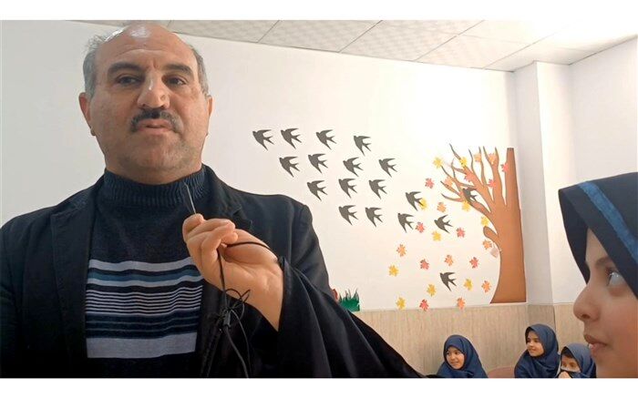 بازدید گروه آموزشی دوره ابتدایی از مجتمع امام حسین(ع) شهرستان میبد/فیلم
