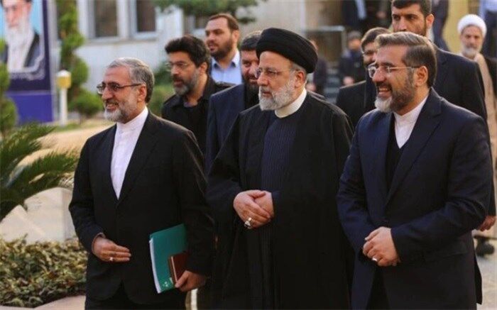 نظارت ستادی آیت الله رئیسی از وزارت فرهنگ و ارشاد اسلامی