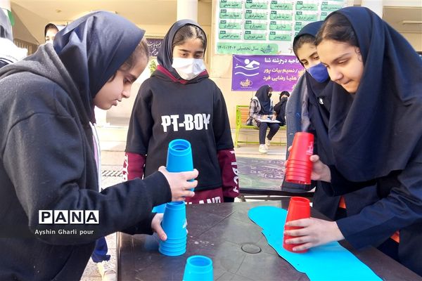 المپیاد رویش در مدرسه بهشتی دو  ناحیه یک  شیراز